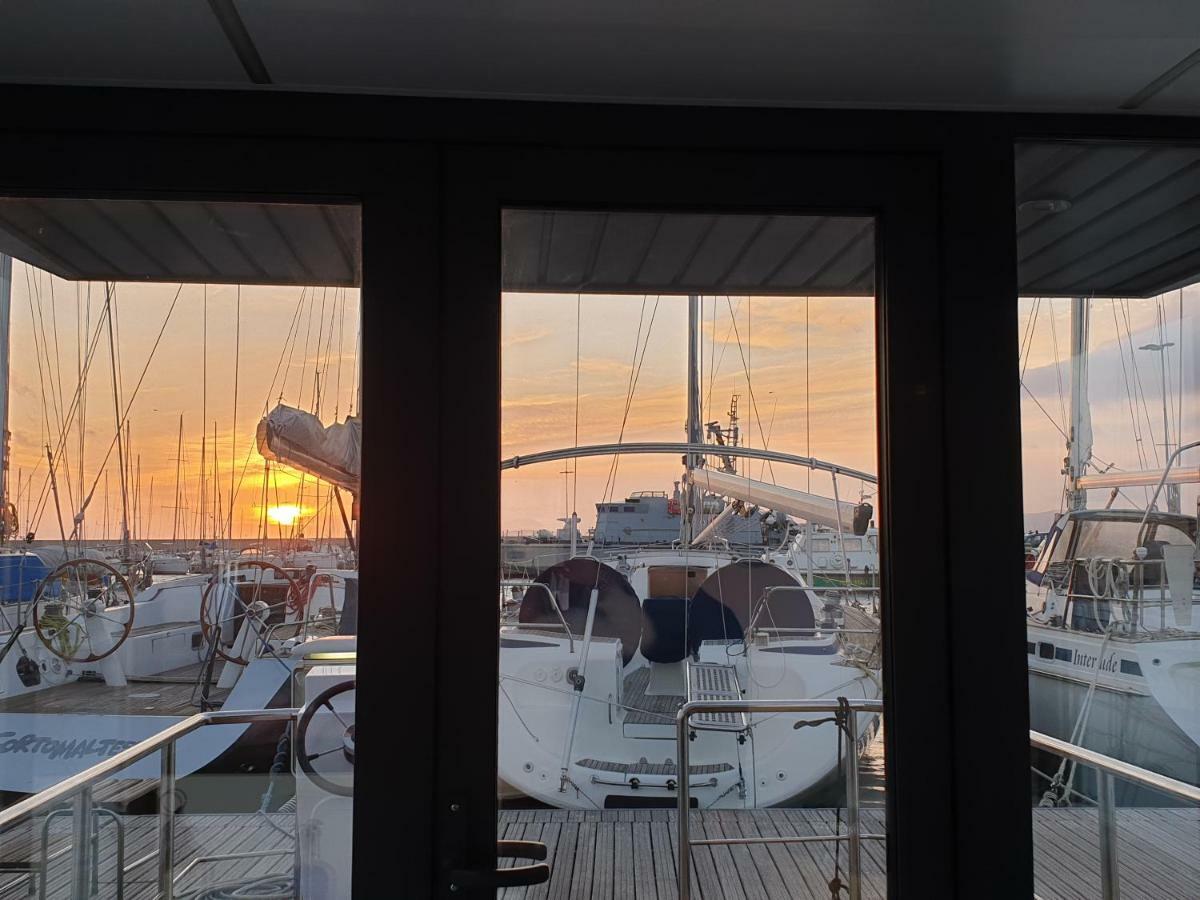 Houseboat Seabreeze Hotel Alghero Exterior photo